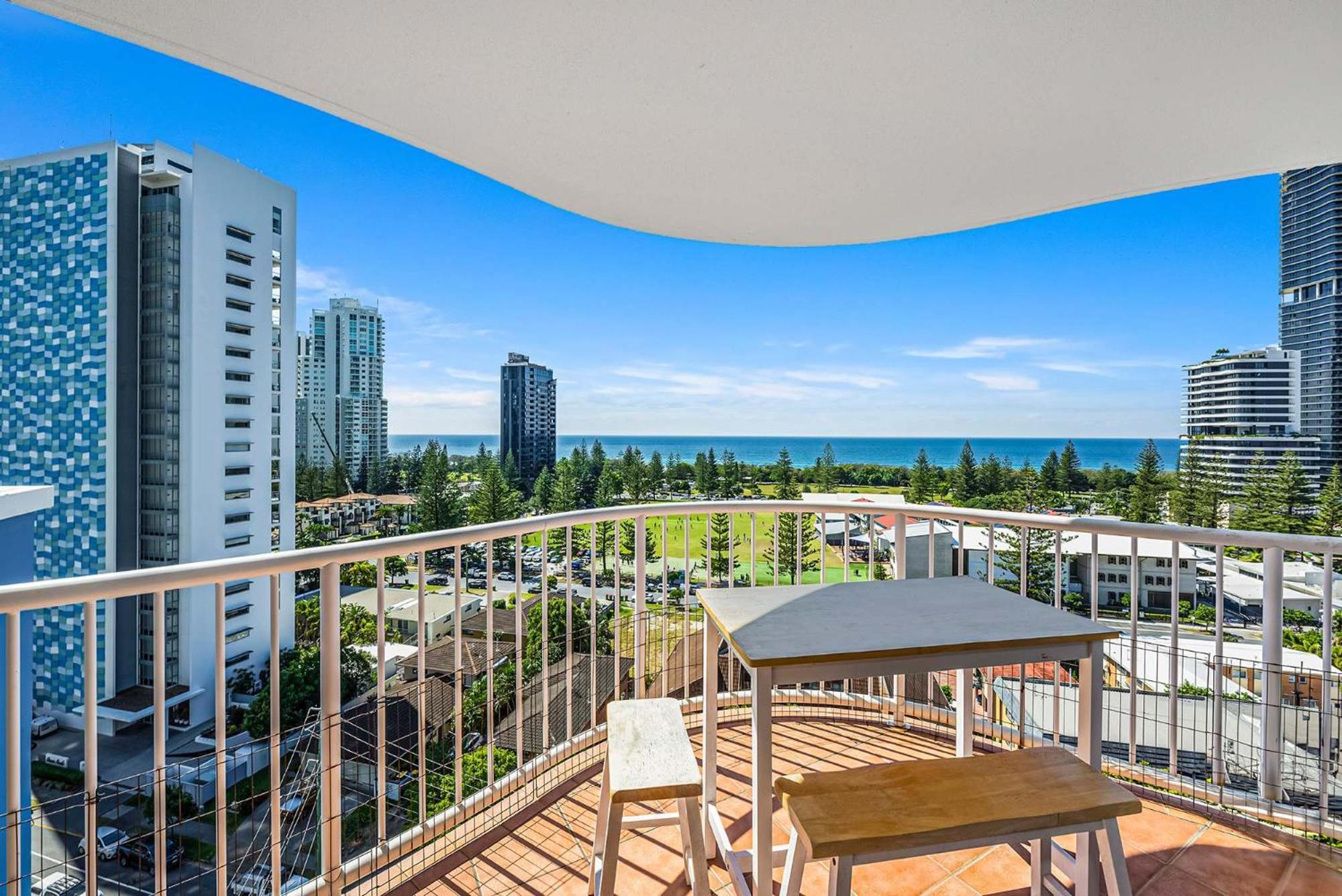 One-bedroom Escape With Ocean Views *